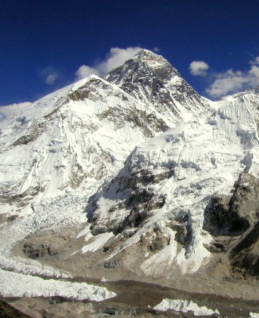 Mt. Everest - 8 850 m z Kala Pattaru